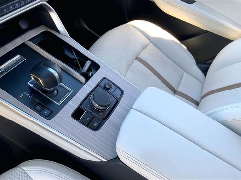 Used 2024 MAZDA CX-90 3.3 Turbo w/ Premium Plus Pkg image 16