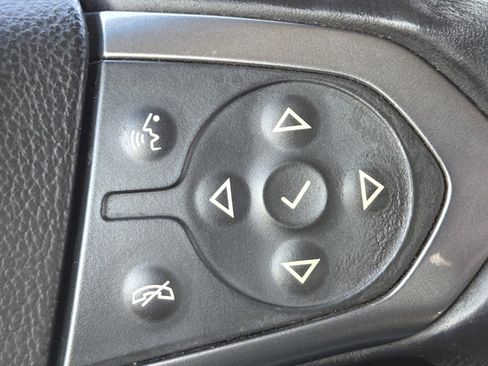 Used 2018 Chevrolet Silverado 1500 LT w/ All Star Edition image 31