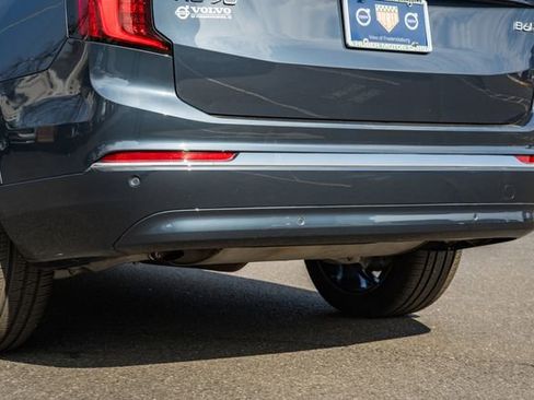 Used 2025 Volvo XC90 B6 Plus image 9