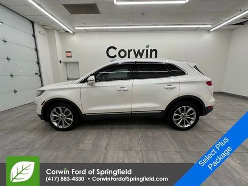 Used 2018 Lincoln MKC Select w/ Select Plus Package image 2