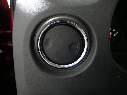 Used 2016 Jeep Compass Sport w/ Power Value Group image 26