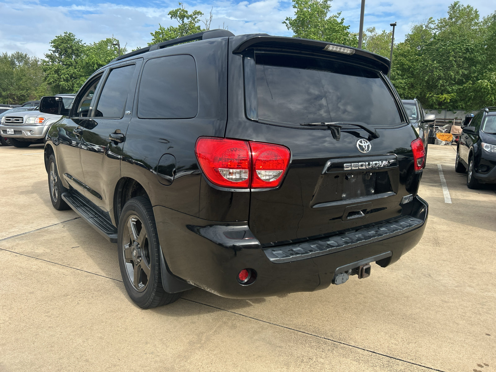 Used 2014 Toyota Sequoia SR5 w/ Sport Appearance Package RWD image 14