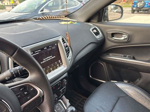 Used 2021 Jeep Compass Latitude AWD/4WD image 19