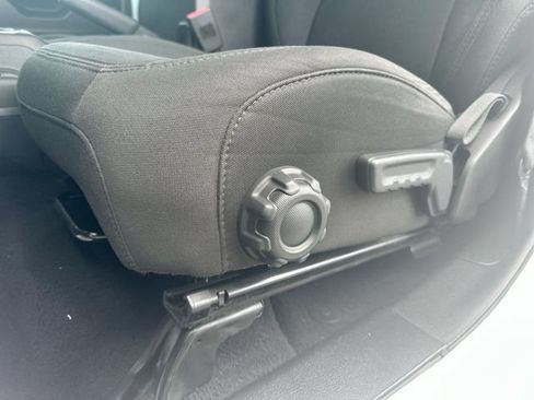 Used 2020 Jeep Wrangler Unlimited Sport AWD/4WD image 14