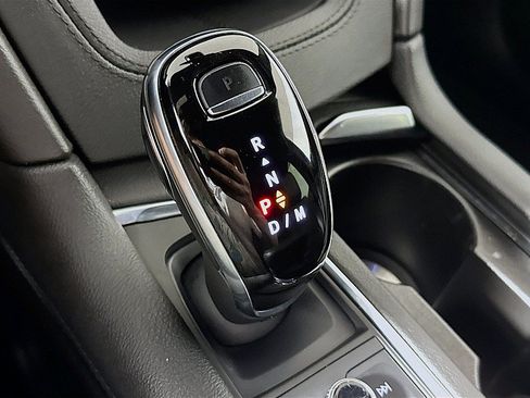 Used 2022 Cadillac XT5 Premium Luxury AWD/4WD image 19