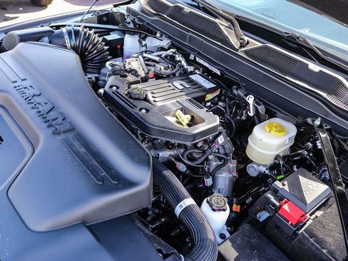 New 2026 RAM 3500 Tradesman AWD/4WD image 13