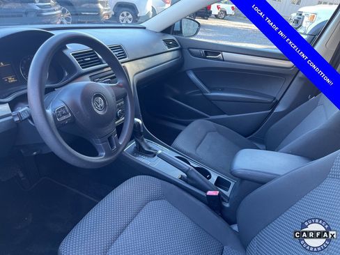 Used 2012 Volkswagen Passat 2.5 S image 9