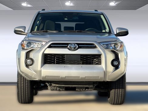 Used 2024 Toyota 4Runner SR5 image 5