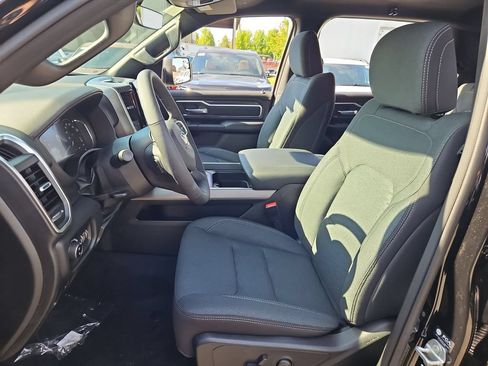 New 2026 RAM 1500 Big Horn AWD/4WD image 12