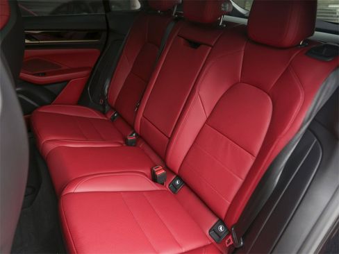 New 2025 Porsche Macan 4S Electric image 30