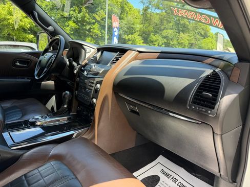 Used 2020 Nissan Armada Platinum w/ Platinum Reserve Package RWD image 18