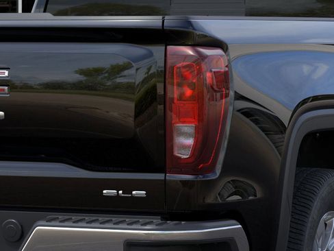 New 2026 GMC Sierra 1500 SLE w/ Preferred Package image 44