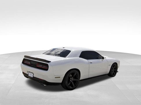 Used 2022 Dodge Challenger R/T w/ Blacktop Package image 4