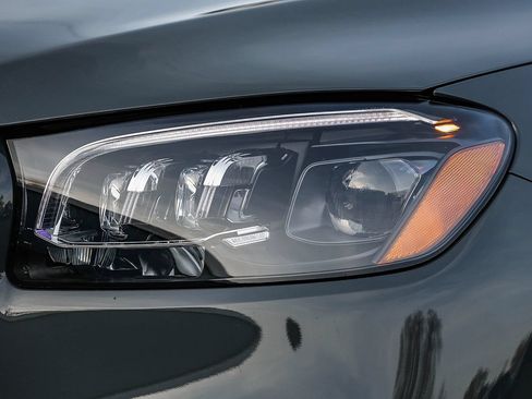 New 2026 Mercedes-Benz GLS 450 4MATIC image 7