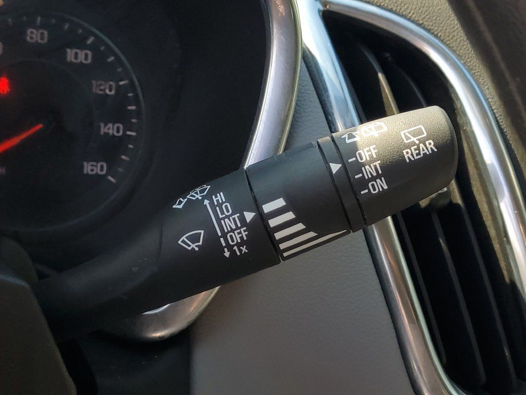 Used 2024 Chevrolet Equinox LS w/ LS Convenience Package FWD image 13