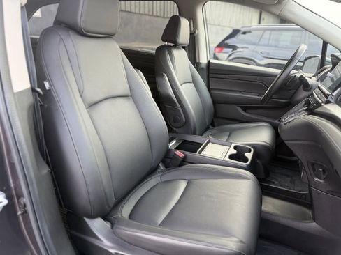 Used 2025 Honda Odyssey EX-L image 21