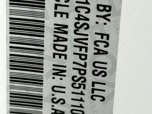 Used 2023 Jeep Grand Wagoneer Series II image 37