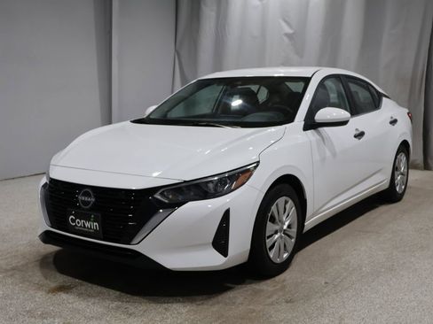 Used 2024 Nissan Sentra S image 7