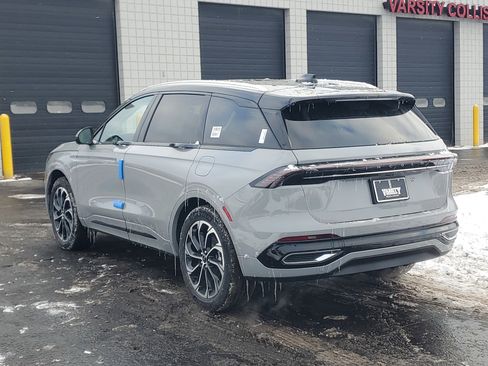 New 2026 Lincoln Nautilus Reserve image 3