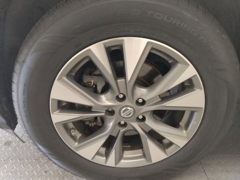 Used 2017 Nissan Murano SV FWD image 31