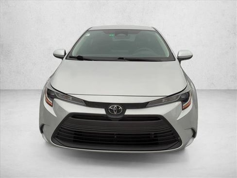 Certified 2023 Toyota Corolla LE image 2