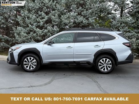 Used 2025 Subaru Outback Premium AWD/4WD image 3
