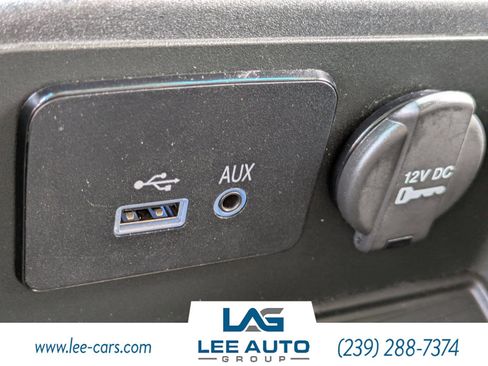 Used 2013 RAM 1500 Express RWD image 25