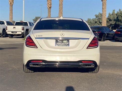 Used 2019 Mercedes-Benz S 560 Sedan image 28