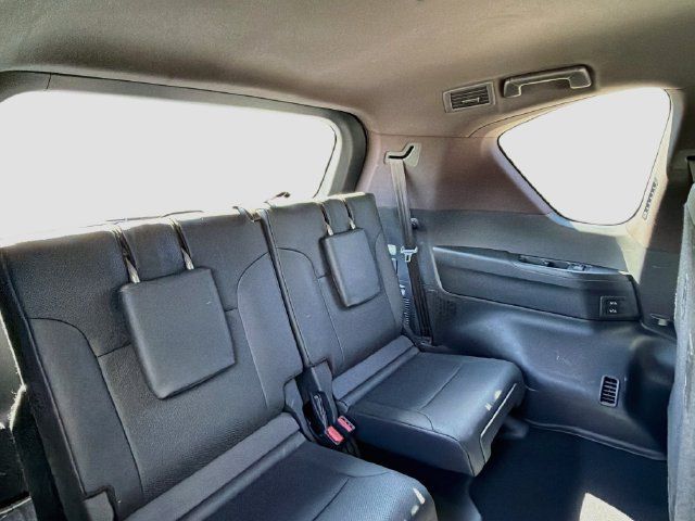 Used 2023 Lexus LX 600 F Sport w/ Accessory Package (A2) AWD/4WD image 22