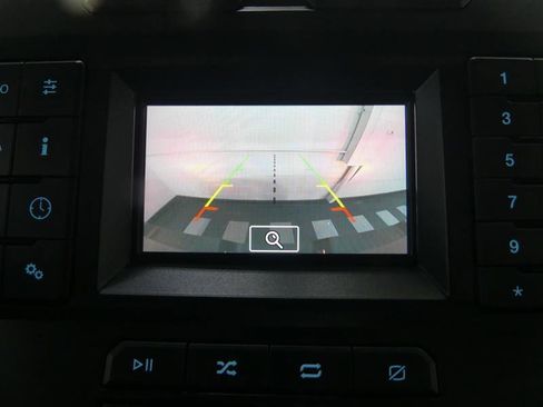 Used 2020 Ford F250 XL w/ Power Equipment Group image 12