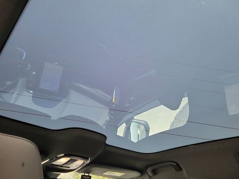 New 2024 Volvo C40 Recharge Core w/ Climate Package AWD/4WD image 7