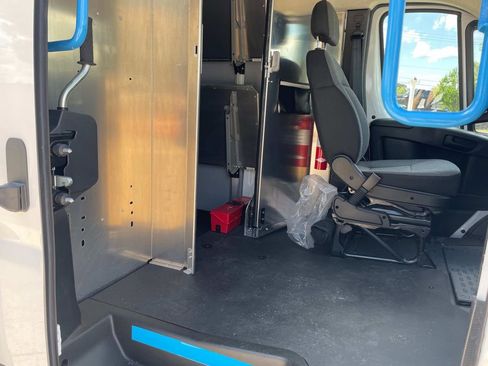 New 2024 RAM ProMaster 3500 w/ Delivery Van Package FWD image 29