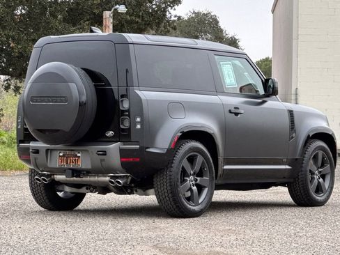 Used 2023 Land Rover Defender 90 V8 AWD/4WD image 4