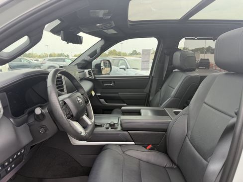 Used 2024 Toyota Tundra Platinum image 13