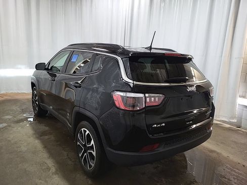 Used 2022 Jeep Compass Limited AWD/4WD image 4