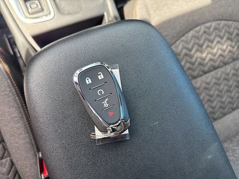 Used 2024 Chevrolet Equinox LT AWD/4WD image 30