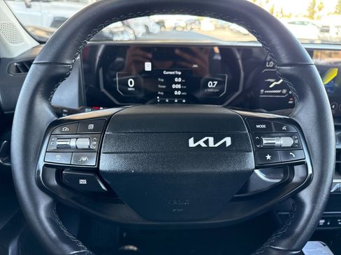Certified 2025 Kia K4 EX FWD image 21