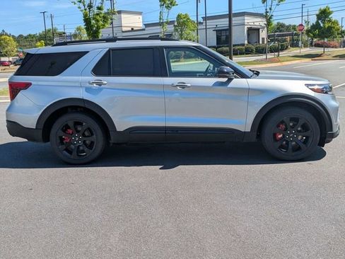 Used 2020 Ford Explorer ST w/ ST Street Pack AWD/4WD image 3
