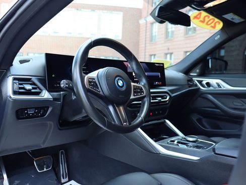 Used 2024 BMW i4 xDrive40i w/ M Sport Package AWD/4WD image 10