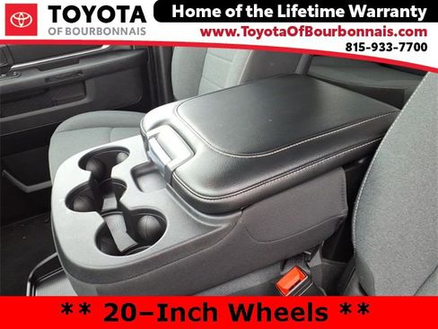 Used 2023 RAM 1500 Classic Warlock image 17