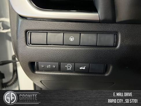 New 2026 Nissan Rogue SV w/ Rock Creek Premium Package AWD/4WD image 30