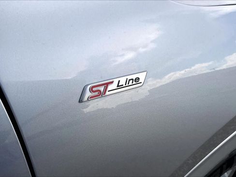 Used 2024 Ford Escape ST-Line FWD image 10