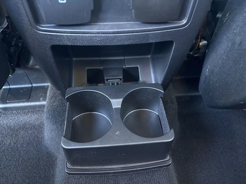 Used 2022 Ford Explorer XLT w/ Equipment Group 202A image 37