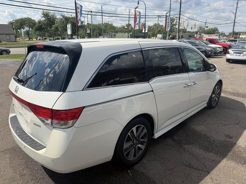 Used 2015 Honda Odyssey Touring Elite image 5