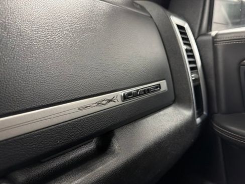 Used 2016 RAM 2500 Limited AWD/4WD image 33