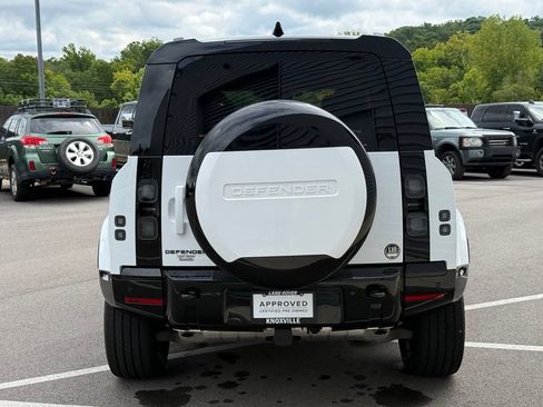 Certified 2026 Land Rover Defender 110 X-Dynamic SE AWD/4WD image 8