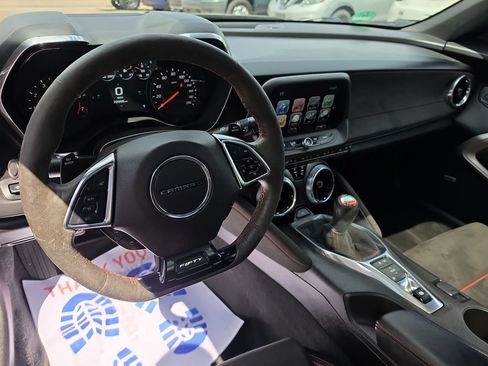 Used 2017 Chevrolet Camaro ZL1 RWD image 12