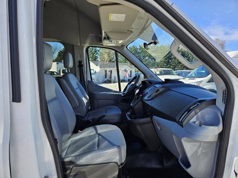 Used 2019 Ford Transit 350 XL image 18