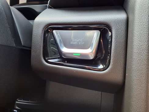 New 2026 GMC Yukon Elevation image 11