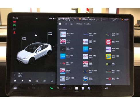 Used 2021 Tesla Model Y Long Range image 28